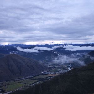 男生把🍌伸进🍑里无遮挡软件
