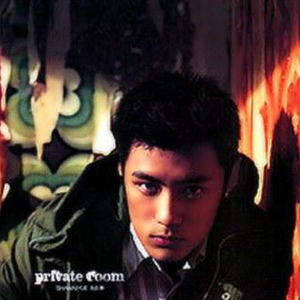 多人换娶妻俱乐部疯狂操逼视频
