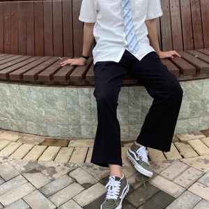 男人用注水器注进女人下面的视频
